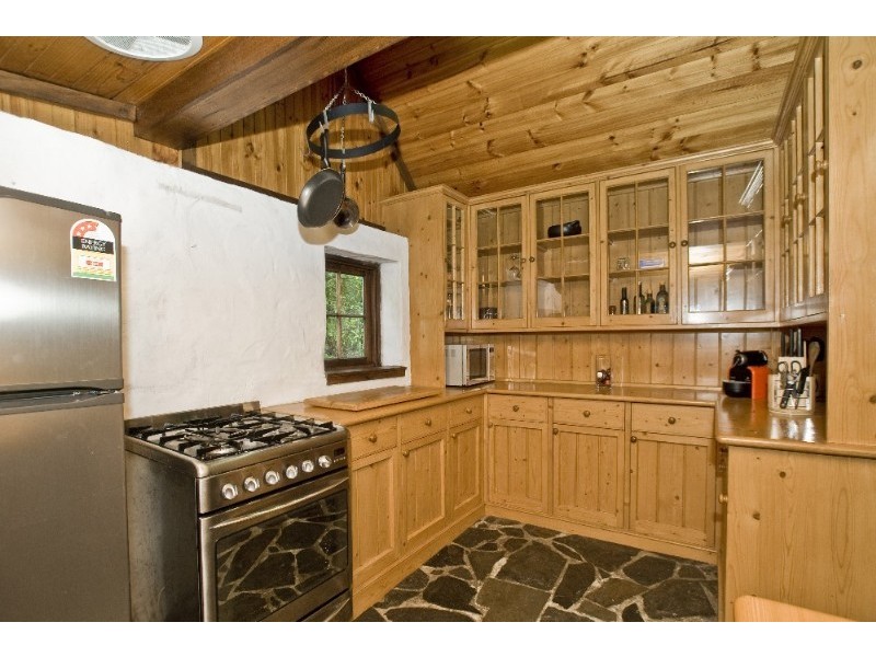 9 Bickleigh Vale Road, Mooroolbark VIC 3138