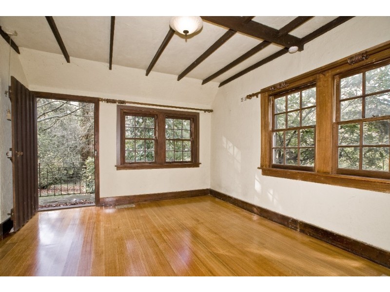 9 Bickleigh Vale Road, Mooroolbark VIC 3138