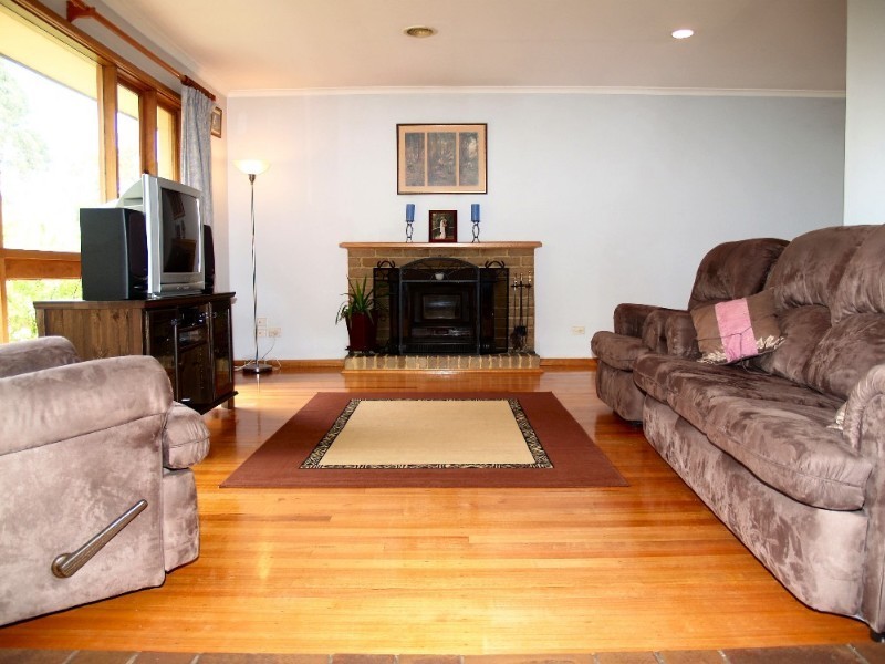 13 Cradley Court, Kilsyth VIC 3137