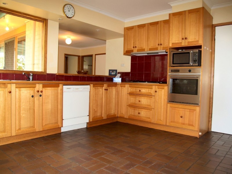 13 Cradley Court, Kilsyth VIC 3137