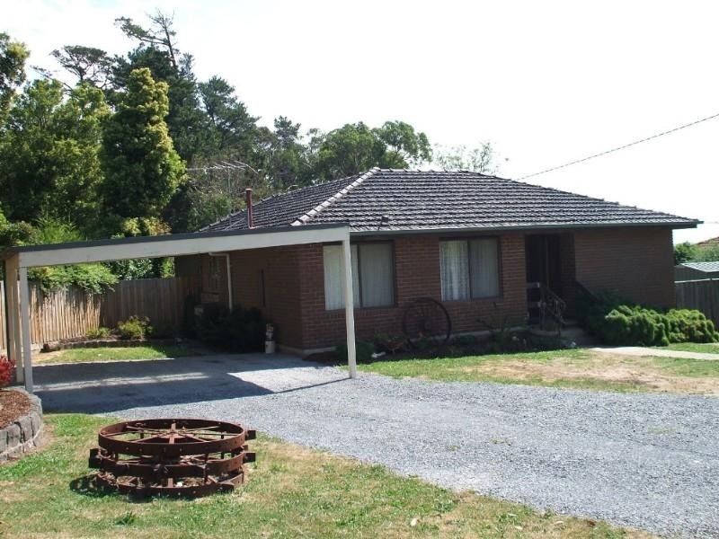 824 Mt Dandenong Road, Montrose VIC 3765