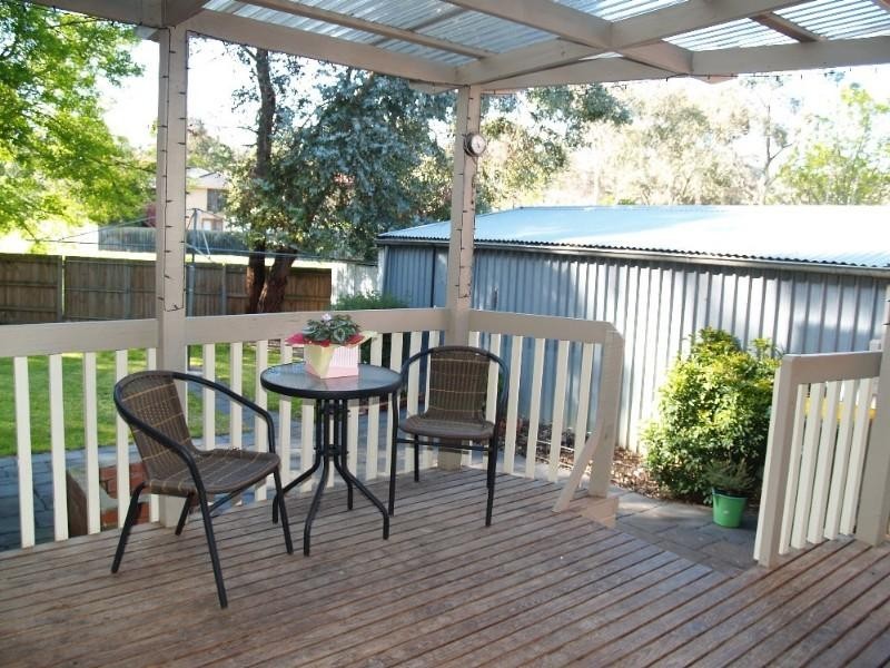 21 Croydondale Drive, Mooroolbark VIC 3138