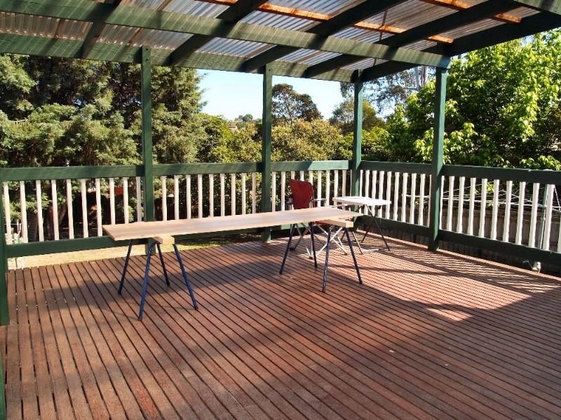 22 Russell Avenue, Mooroolbark VIC 3138