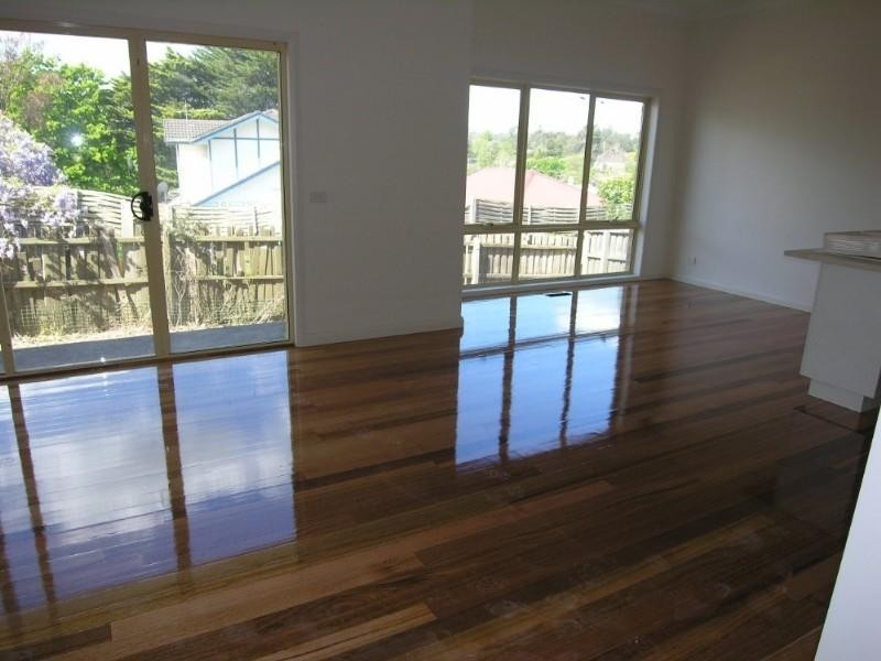 3/22-24 Central Avenue, Mooroolbark VIC 3138