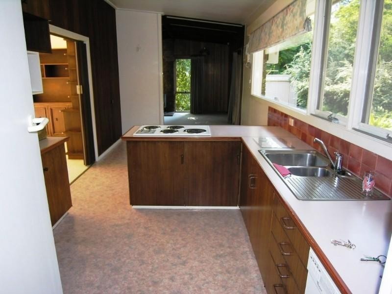 28 Armstrong Avenue, Heathmont VIC 3135