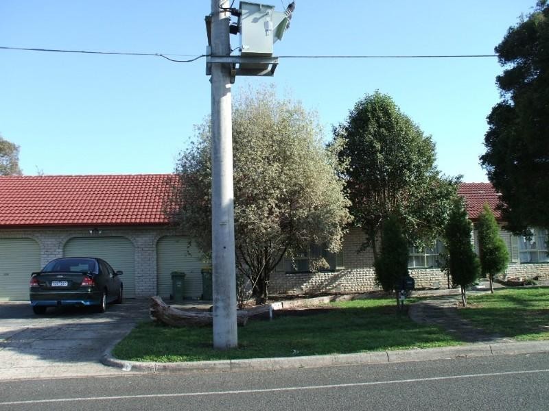 1 Westwood Drive, Chirnside Park VIC 3116