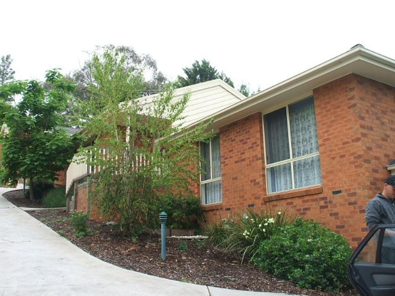 9/8-10 Wyuna Walk, Mooroolbark VIC 3138