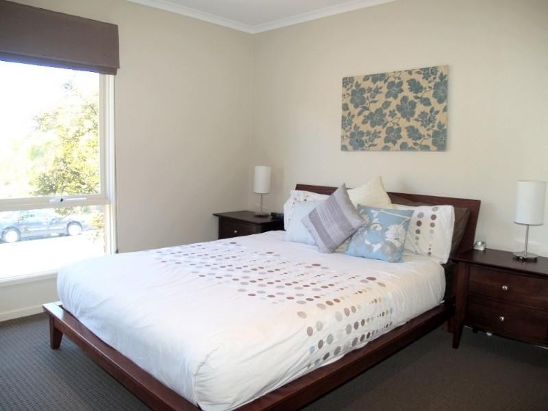 Chirnside Park VIC 3116