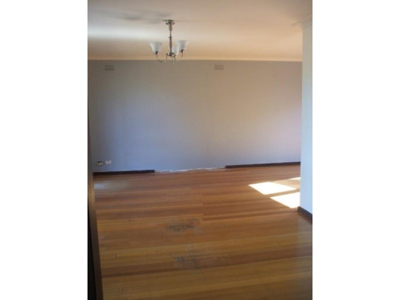 23 Carronvale Road, Mooroolbark VIC 3138