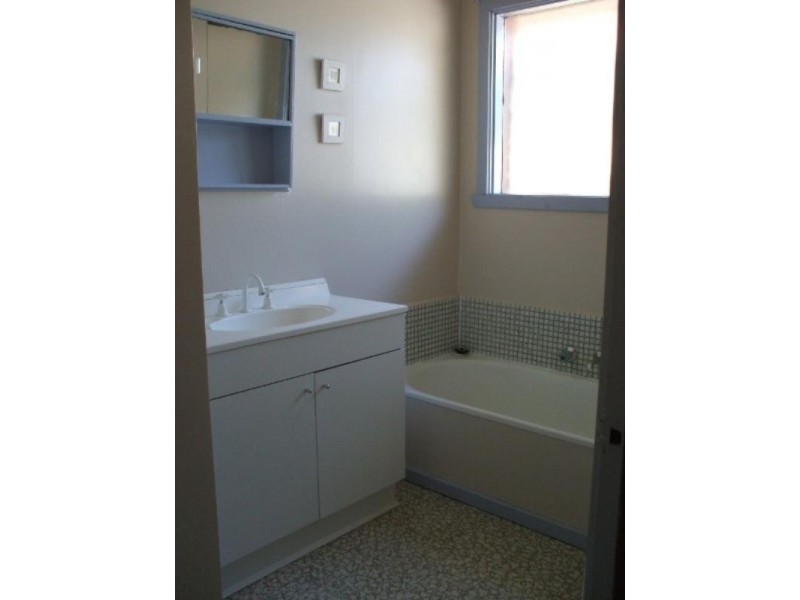 23 Carronvale Road, Mooroolbark VIC 3138