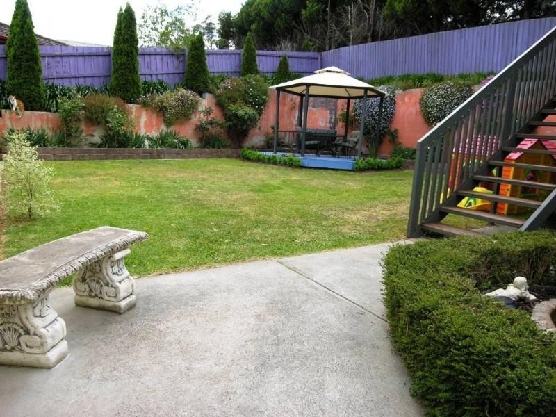 2 Westlink Road, Chirnside Park VIC 3116