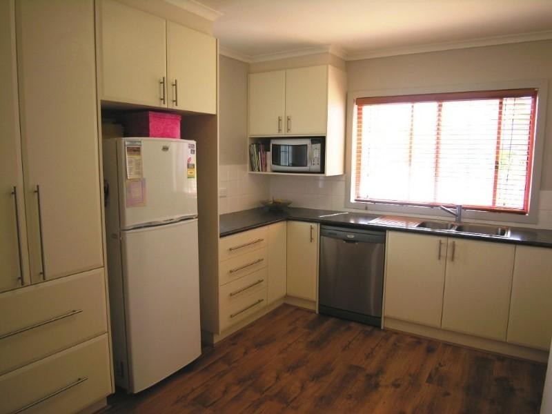 2 Westlink Road, Chirnside Park VIC 3116