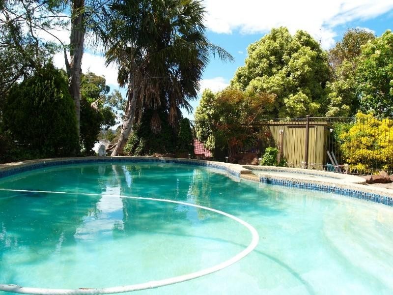 8 Southern Cross, Chirnside Park VIC 3116