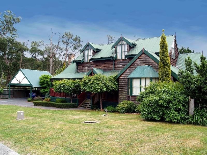 4 Stringybark Blvd North, Mount Evelyn VIC 3796