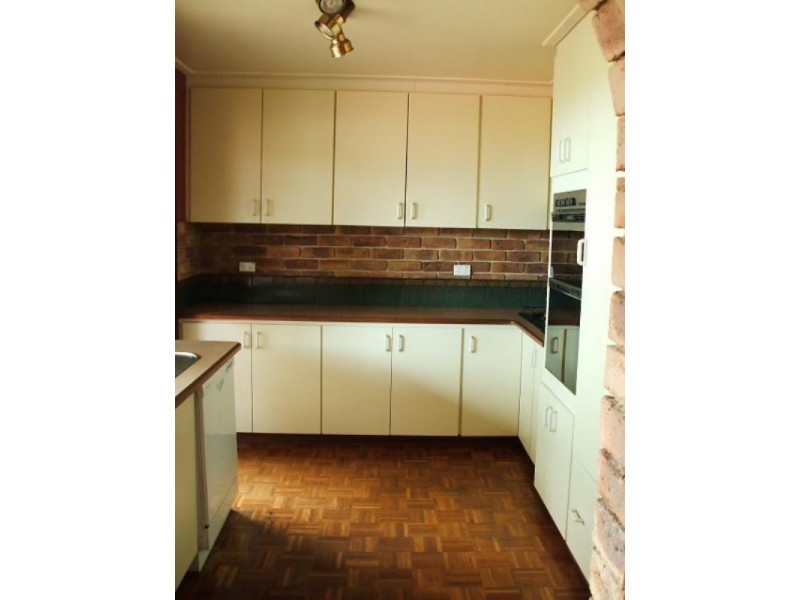 29 Saddleback Court, Chirnside Park VIC 3116