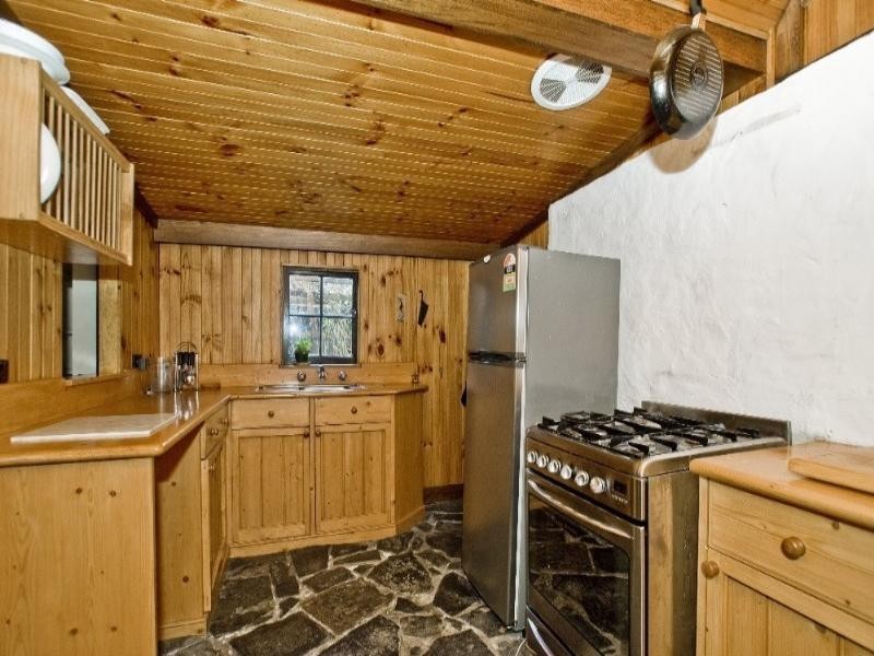 9 Bickleigh Vale Road, Mooroolbark VIC 3138