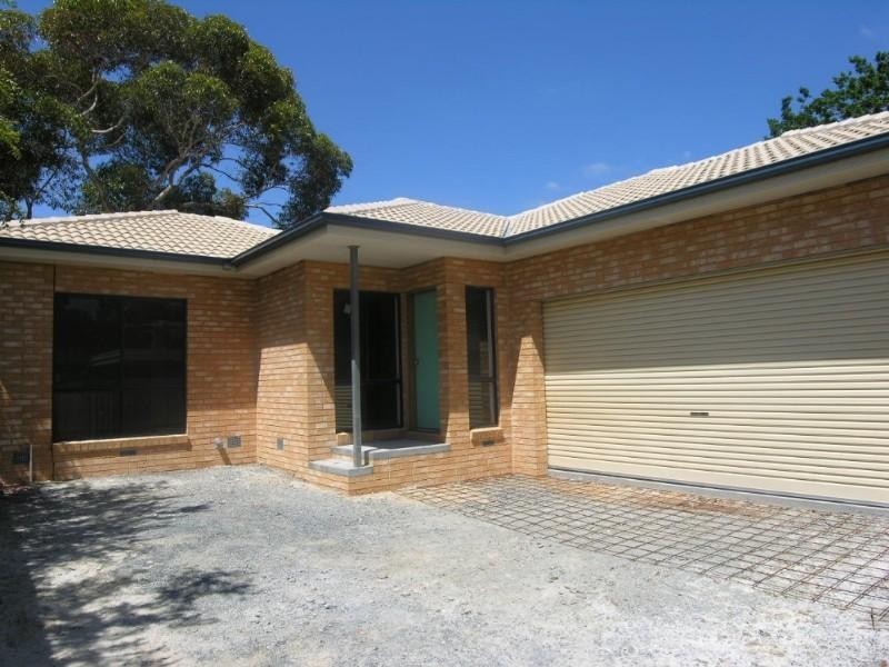 5B Bellara Drive, Mooroolbark VIC 3138