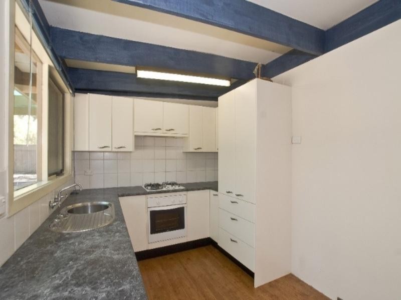 4/42 Colchester Road, Kilsyth VIC 3137