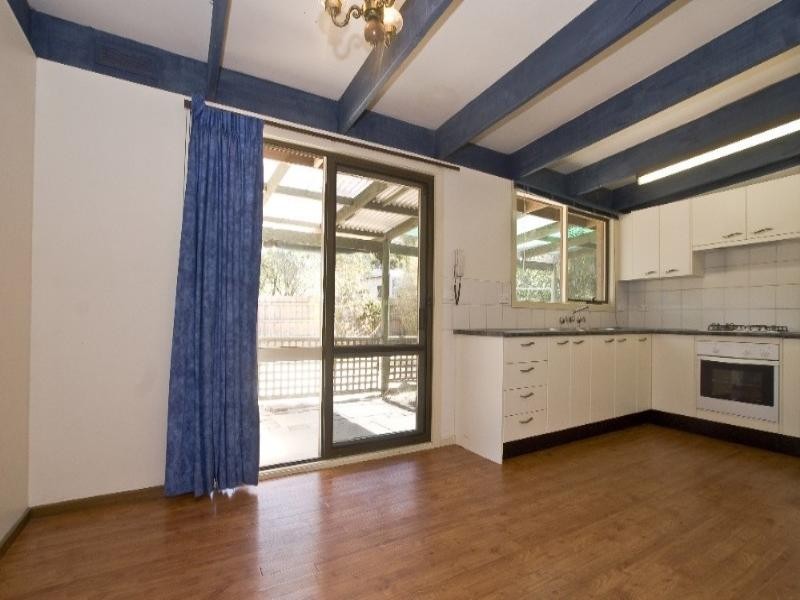 4/42 Colchester Road, Kilsyth VIC 3137