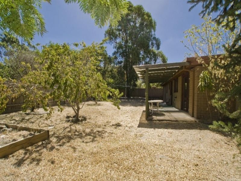 4/42 Colchester Road, Kilsyth VIC 3137