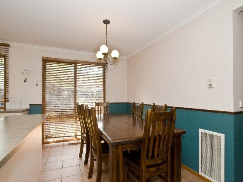 1 Blue Ridge Drive, Mooroolbark VIC 3138