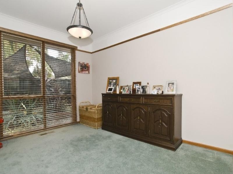 1 Blue Ridge Drive, Mooroolbark VIC 3138