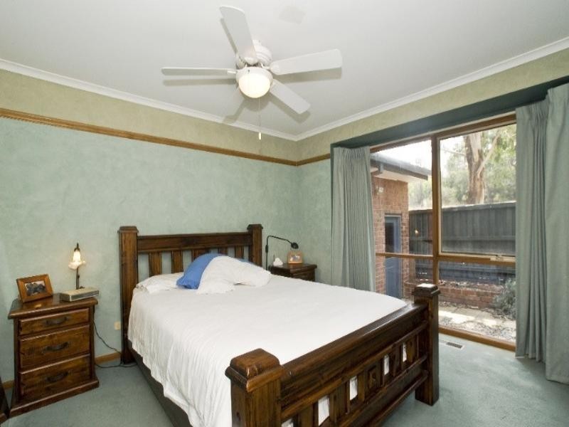 1 Blue Ridge Drive, Mooroolbark VIC 3138