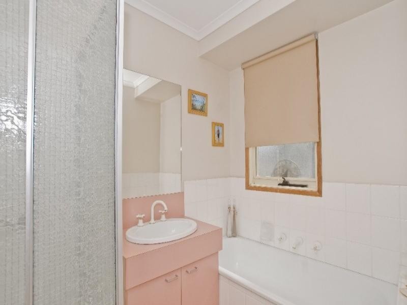 1/17-19 Ervin Road, Kilsyth VIC 3137