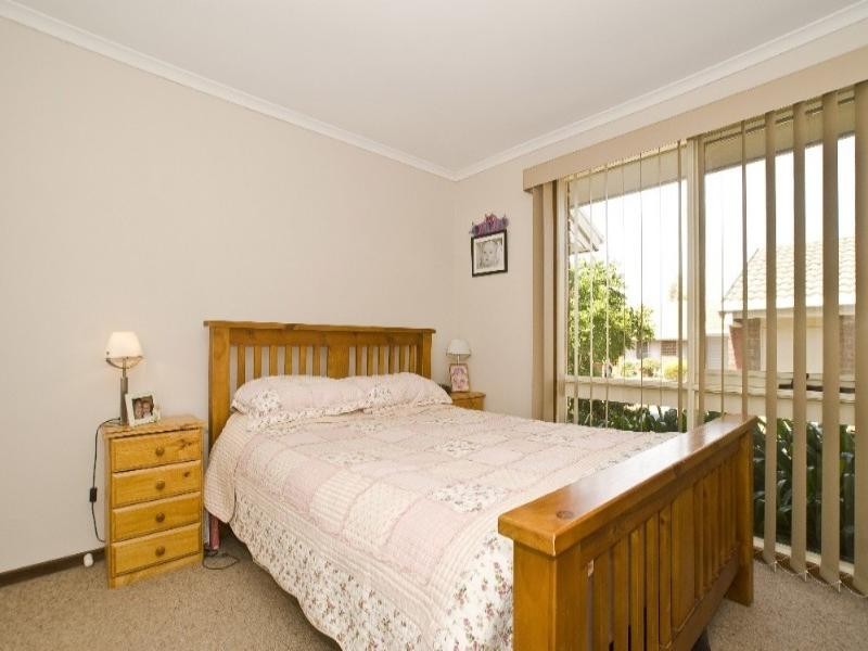 1/17-19 Ervin Road, Kilsyth VIC 3137