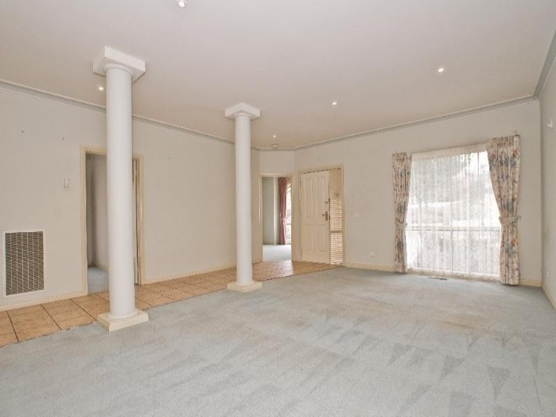 64 Yarra Valley Boulevard, Chirnside Park VIC 3116