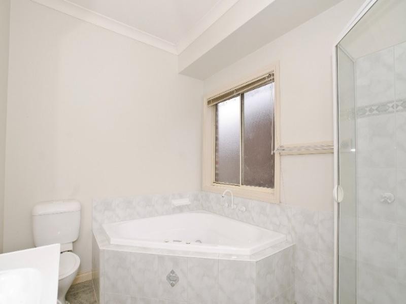 64 Yarra Valley Boulevard, Chirnside Park VIC 3116