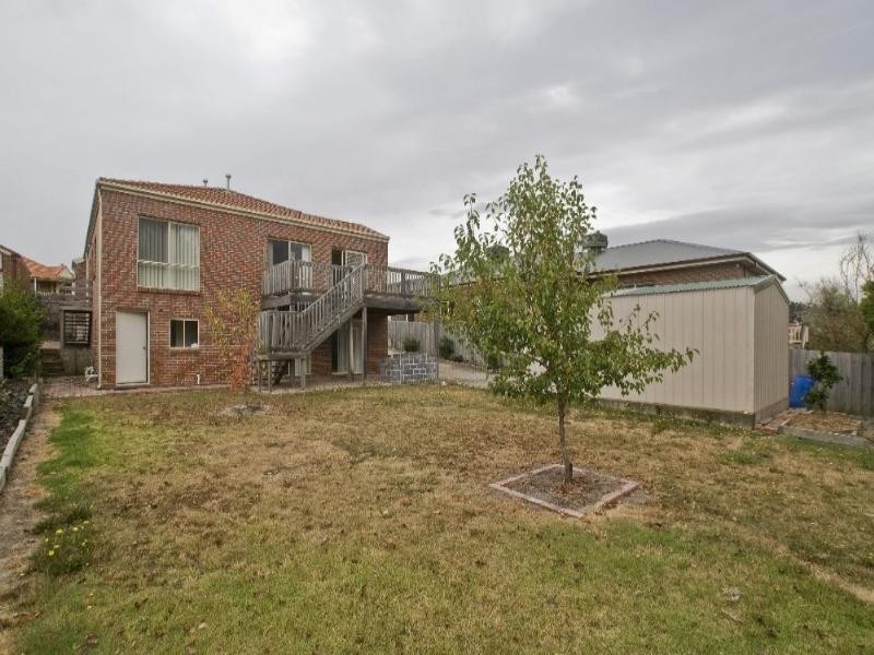 64 Yarra Valley Boulevard, Chirnside Park VIC 3116