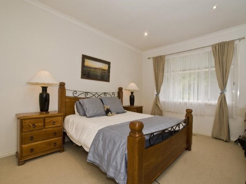15 Silverley Road, Croydon VIC 3136