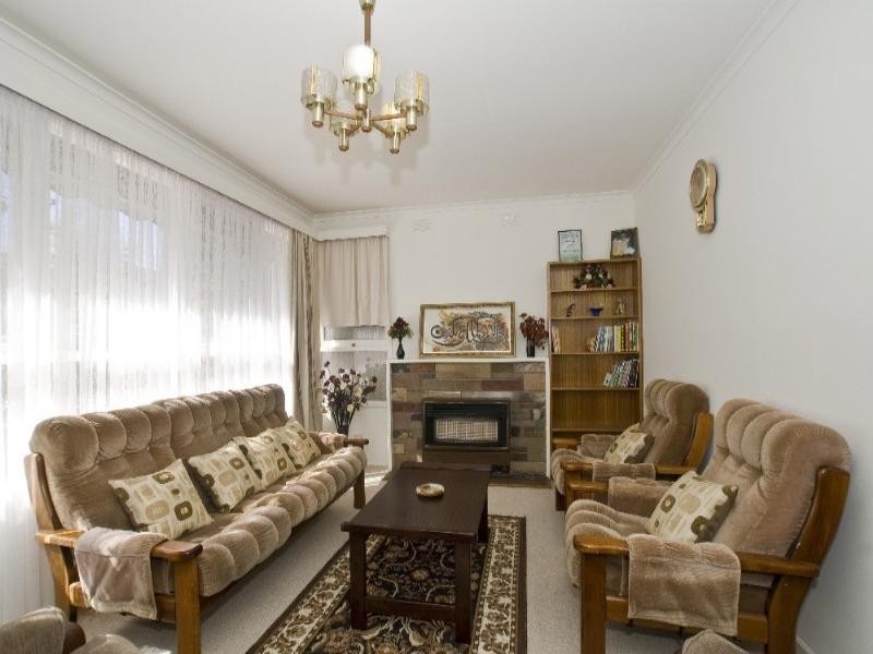 36 Cherylnne Crescent, Kilsyth VIC 3137