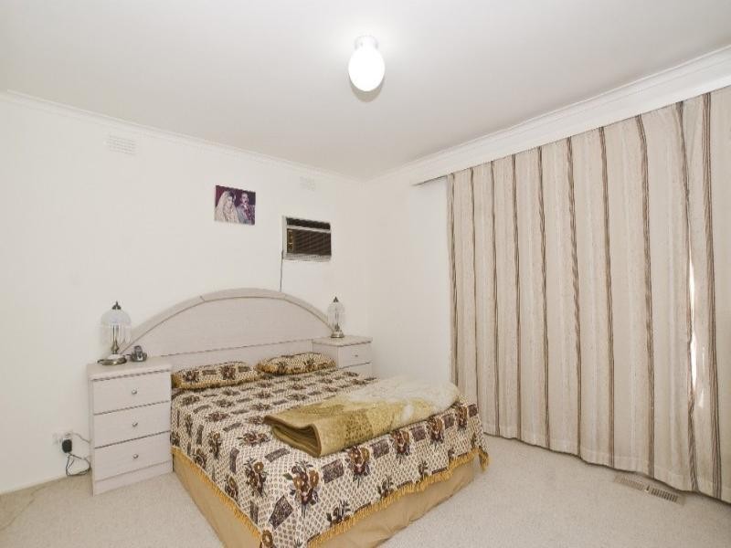 36 Cherylnne Crescent, Kilsyth VIC 3137