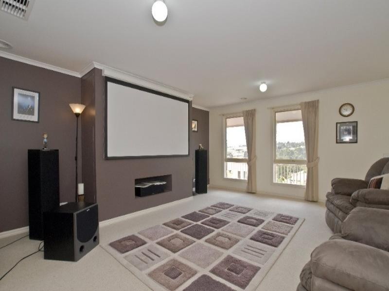 Chirnside Park VIC 3116