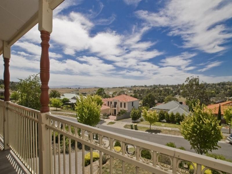 Chirnside Park VIC 3116