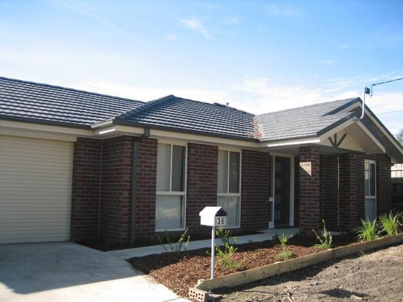 36 Elms Road, Mooroolbark VIC 3138
