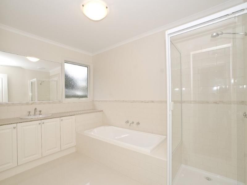 20A Neville Street, Mooroolbark VIC 3138