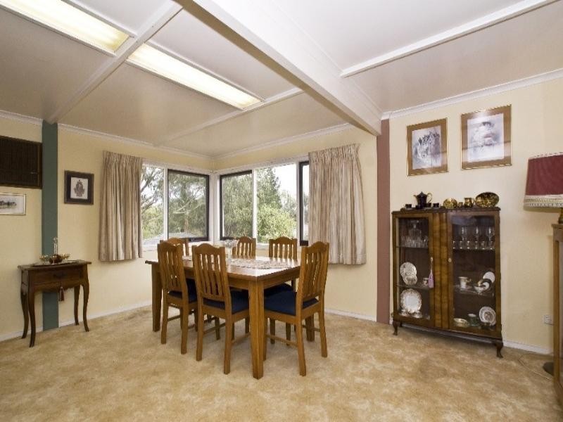 348 Warburton Highway, Wandin North VIC 3139