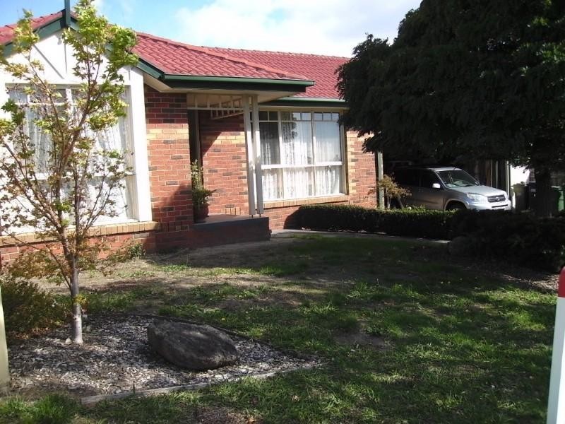 Chirnside Park VIC 3116