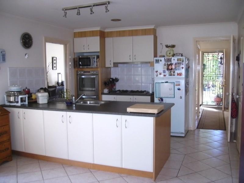 Chirnside Park VIC 3116