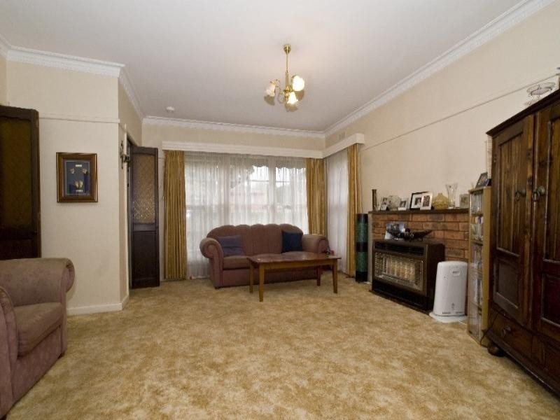 5 Illoura Avenue, Ringwood East VIC 3135