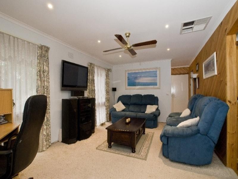 42 Old Kent Road, Mooroolbark VIC 3138