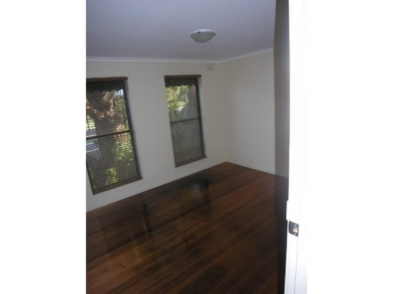 98 Hayrick Lane, Mooroolbark VIC 3138