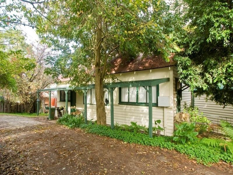 8 Birmingham Road, Mount Evelyn VIC 3796