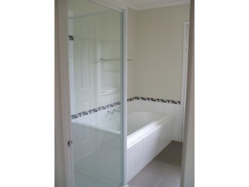 61 Cardigan Road, Mooroolbark VIC 3138