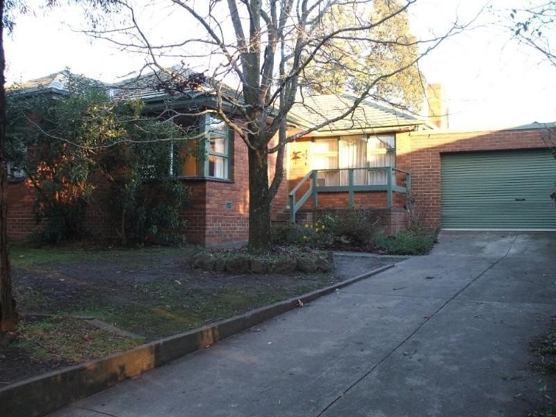 59 Leanne Crescent, Croydon VIC 3136