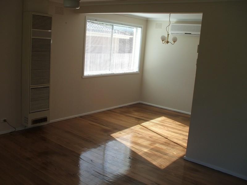 1 Cowley Court, Mooroolbark VIC 3138