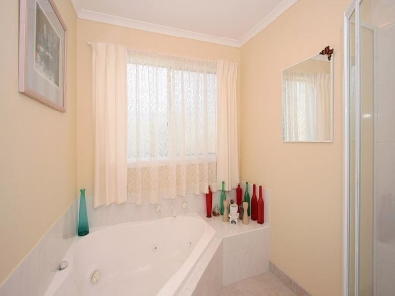 1/24 Highland Crescent, Mooroolbark VIC 3138